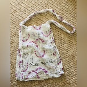 Gauzy cotton lightweight bag .Pretty print 14in wide x 15 in high & 13 in strap